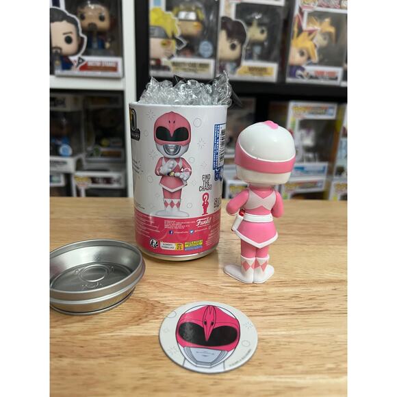 EXCLUSIVE LE Pink Ranger Funko Soda Power Rangers Shop Collectible Limited LE - Picture 2 of 2
